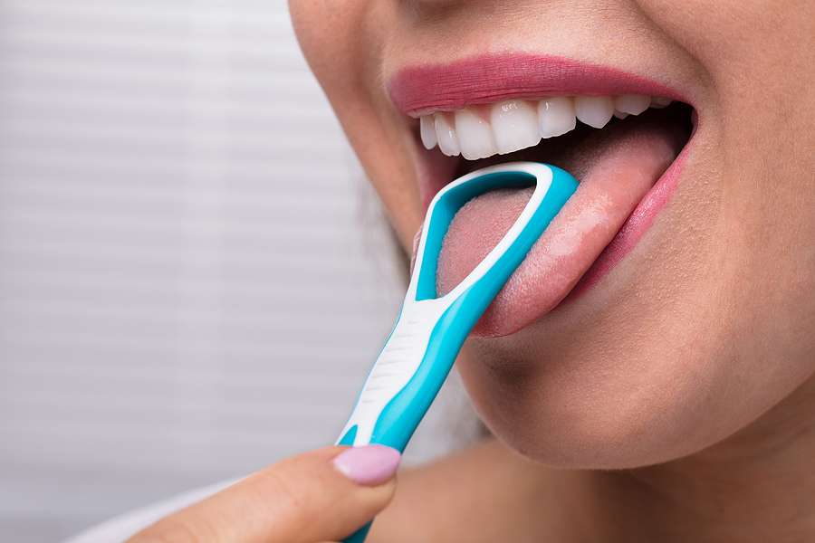 Learning the Essentials of Tongue Scraping to Achieve the Best Oral Health